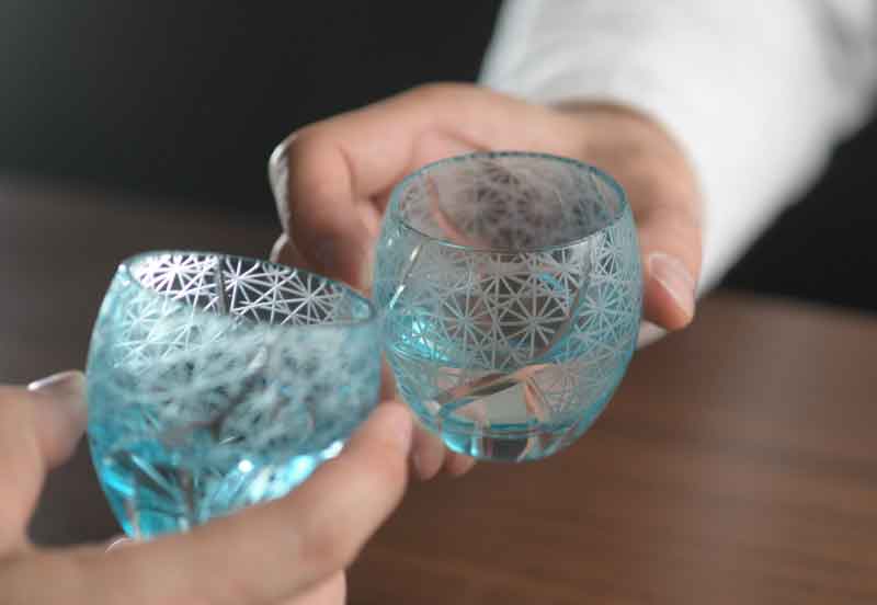 期間限定割引50 切子 お猪口 2個セット おちょこセット ガラス おちょこ ペア 日本酒 ぐい呑み おしゃれ 酒好き 酒飲み プレゼント ギフト Alittlepeaceofmind Co Uk