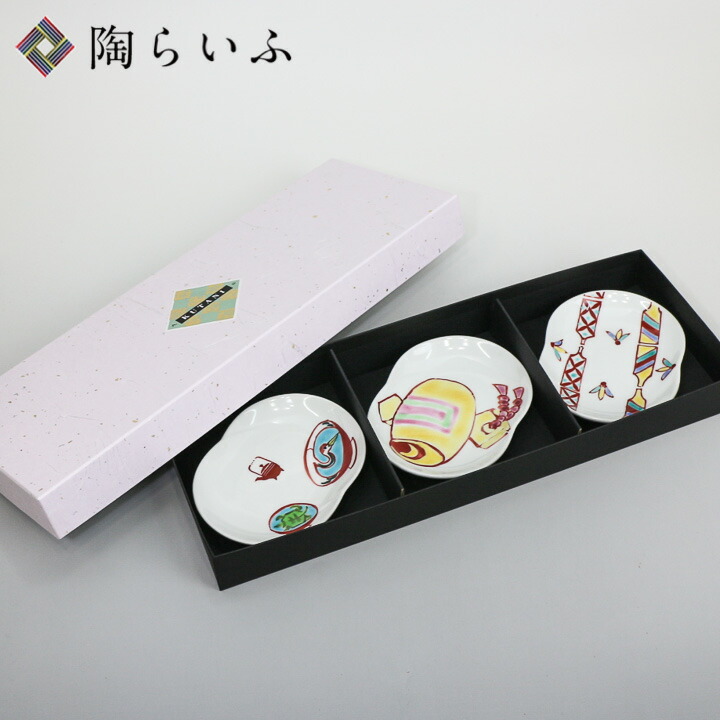 楽天市場】九谷焼 小皿セット 朱巻松竹梅/安東眉石窯＜和食器 皿 小皿