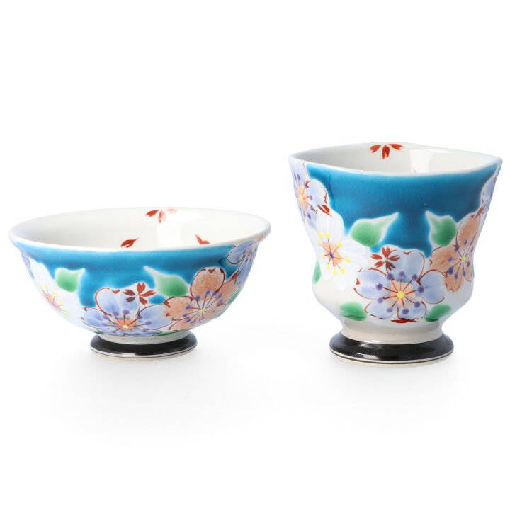 九谷焼 飯碗・湯呑セット 桜の宴（ブルー） / 虚空蔵窯＜ご飯茶碗 湯飲み セット 人気 ギフト 贈り物 長寿祝い/内祝い/退職祝い/お祝い/＞ 化粧箱入り｜使う・贈る 九谷焼専門店 陶らいふ
