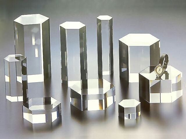 アクリル 六角柱 W40mm×D40mm×H100mm アクリル　アクリル素材　アクリルステージ　アクリル台　アクリル角柱　アクリル多角形