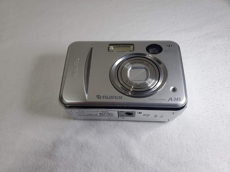 楽天市場】【1600万画素】フジフイルム FinePix AV250-SV