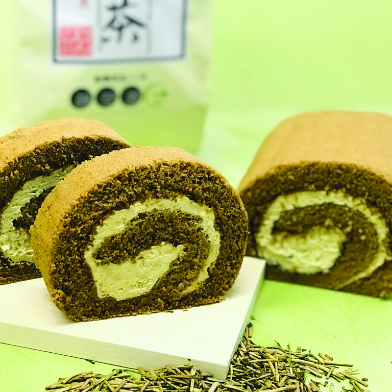 楽天市場 袋なし Fujiokaen ほうじ茶ロールケーキ 冷凍 お歳暮 贈り物 北陸 富山 緑茶 お茶 お取り寄せ のし可 とやマルシェ