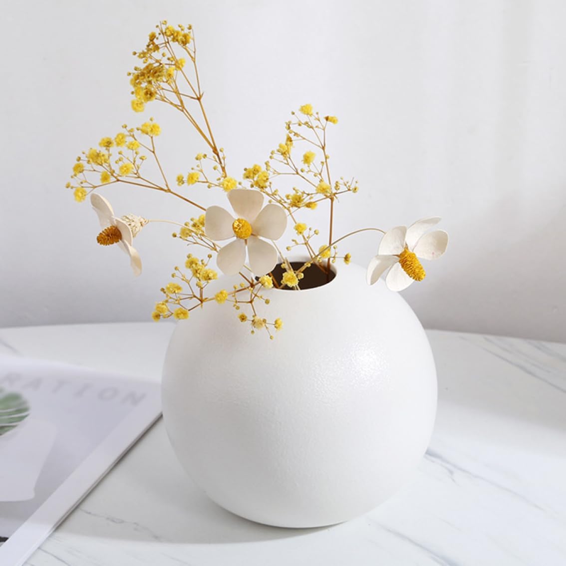 花瓶 ミニ花器ボール花瓶１個入り陶器花瓶一輪挿し花瓶 フラワーベース 陶器花器 セラミック おしゃれ 北欧 生け花 用花瓶 黒 ホワイト 3*10cm 陶器 かわいい モダン 白 インテリア ドライフ｜Funny Life 店 11,505円