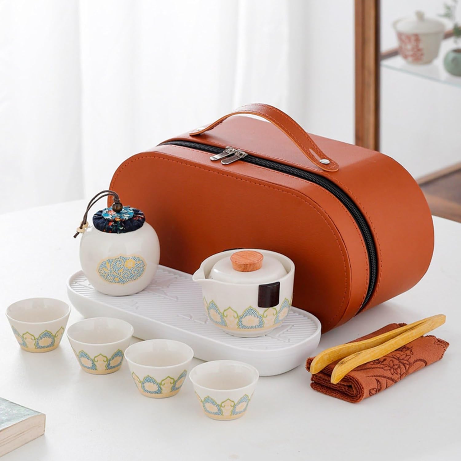 ティーポット 湯呑みセット 6個セット 茶具セット 旅行 コップ 陶磁器 携帯用茶具 持ち運び便利 1ポット キャリングケース付き 茶器乾燥ティートレー ポータブル 煎茶器セット 茶缶 シンプルな和風｜Funny Life 店 14,676円