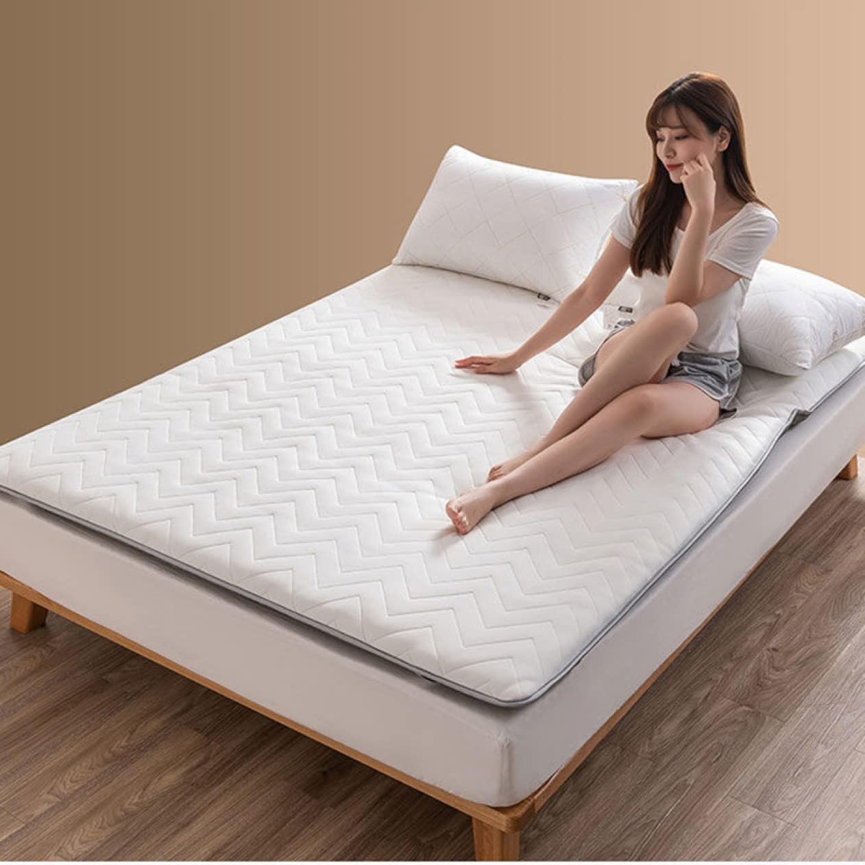 敷きパッド ベッドパッド 150*200cm オールシーズン 吸汗 速乾 防ダニ 折りたたみ マットレスパッド 洗える ゴムバンド付き ズレない 敷き布団 カバー不要 洗える ベッドマット 床 畳 白 11,085円