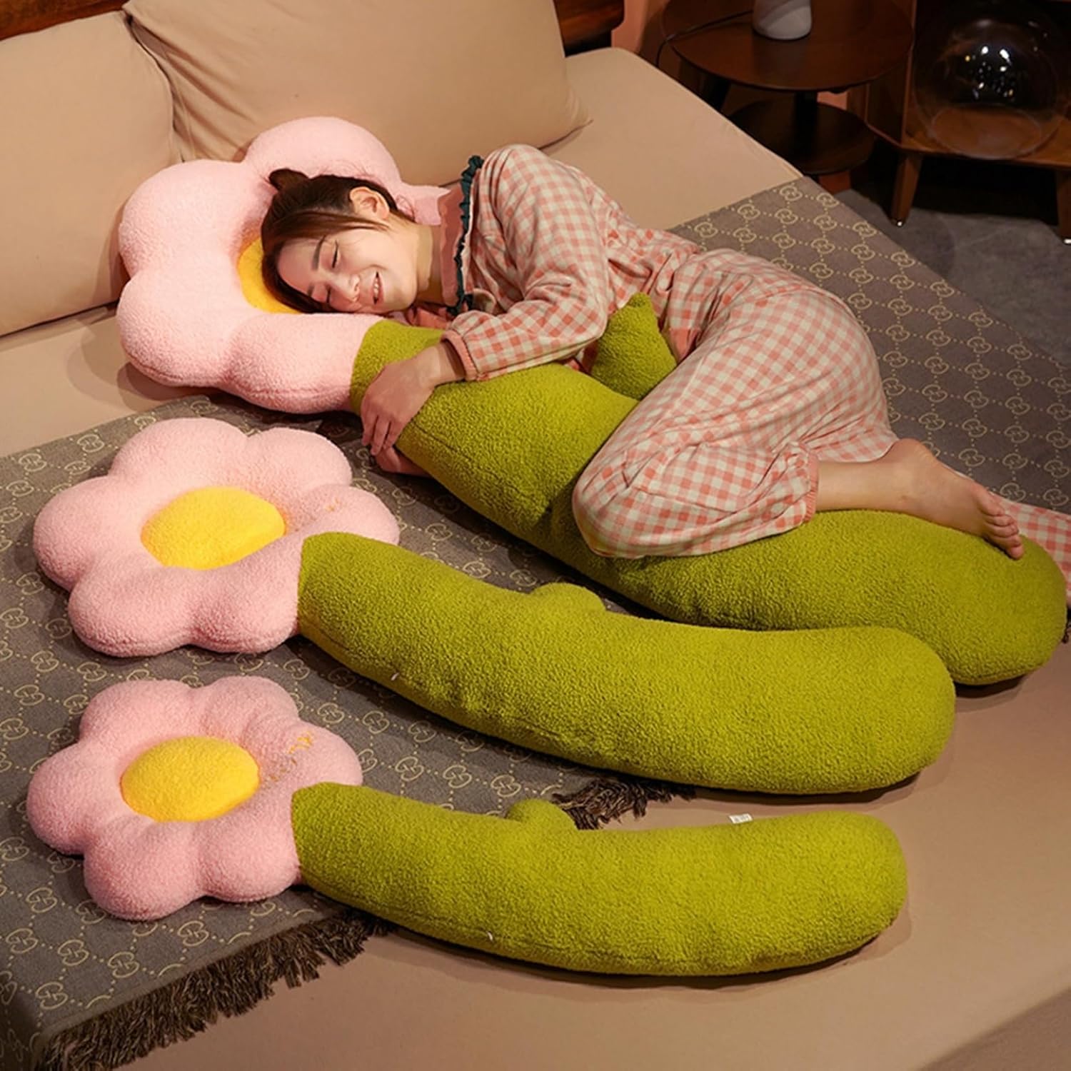花型 横向き寝 抱き枕 ロング クッション 面白い キャラクター 可愛い 背もたれ ふわふわ ヘタリにくい 疲れ解消 足枕 枕元クッション 妊婦 赤ちゃん ぬいぐるみ 寝具 安眠グッズ 取り外し可能