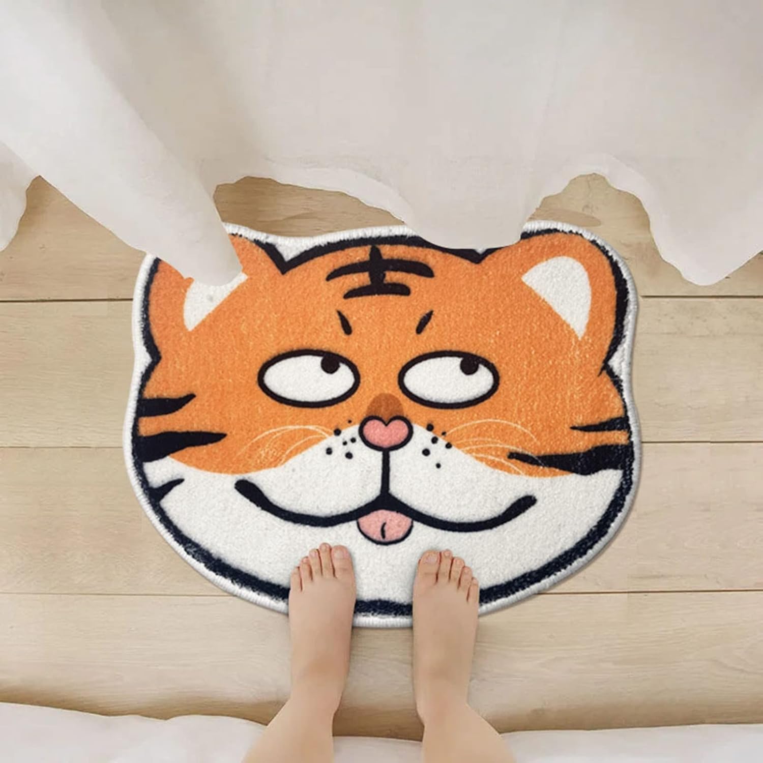 玄関マット 虎柄 異型 60x90cm ドアマット 速乾 吸水 洗える 抗菌防臭 耐摩耗性 汚れにくい ケガ防止 足拭きマット 低反発 防音 踏み心地良い 滑り止め付 オールシーズン お風呂マット 室