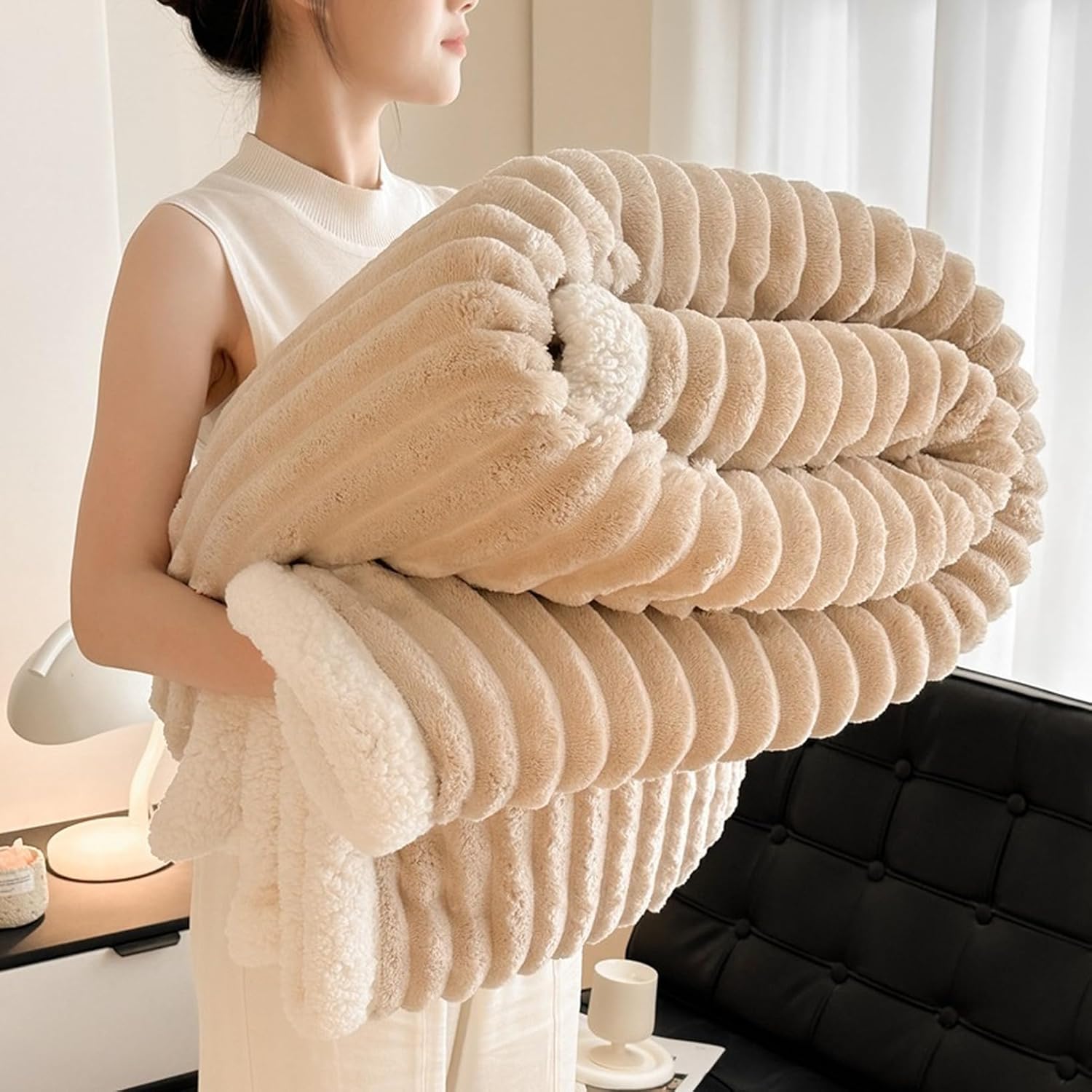 掛けふとん 毛布と掛け布団両用タイプ ボア付き ブランケット 厚手 冬 掛けぶとん ダブル 極厚毛布 吸湿発熱 昼寝 ひざ掛け 保温 ふわふわ 洗える ?量 おしゃれ 北欧風 新生活 150*200c