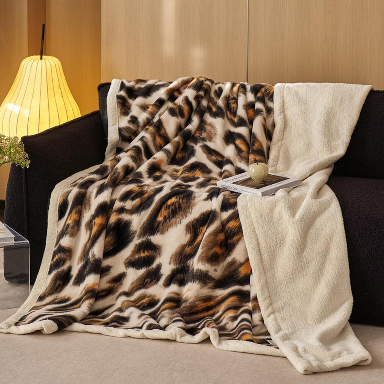 毛布 豹柄 2面使え シングル ダブル 秋冬用 ブランケット ふわとろ 掛け毛布 ラビットファー調 防寒保温 肌に優しい 洗える 吸湿 防臭 厚手 モダン 新居 インテリア 部屋 お昼寝 フェイクファ