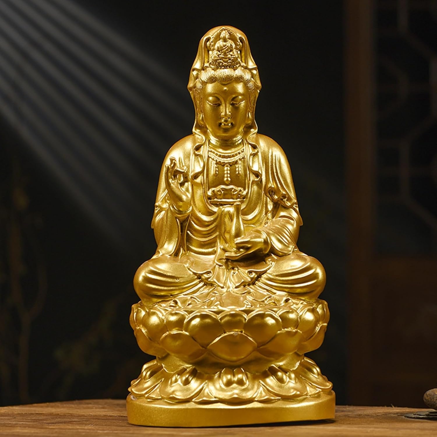 御膳上等木彫り 観音像 仏像 観音菩薩 厄除け 室内装飾 仏教芸術 仏壇仏像 木製刻みつける 魔除け 開運 風水品目 観音様 開運グッズ 修学運 経あがる運 事務室 褒めたたえる用 会社組織 差し上げ物にも至適 金色M