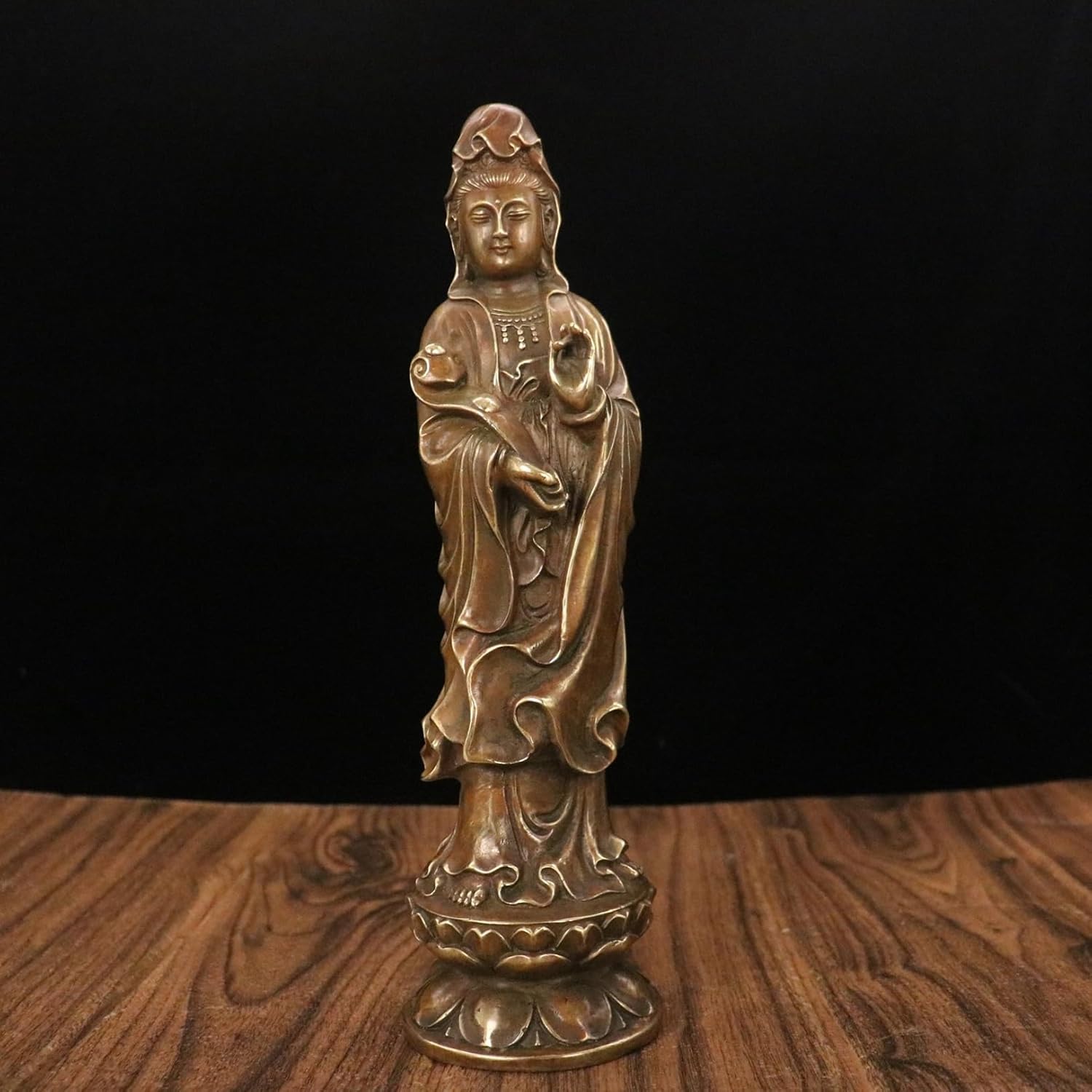 観音様 仏像 小型 仏壇仏像 観音菩薩立像 縁起物 風水グッズ 仏教工芸品 オブジェ 彫像飾り 邪気除け 御守り 商売繁盛祈願 開運厄除 運気改善 書斎 オフィス 父の日 誕生日プレゼント 銅色 S｜Funny Life 店