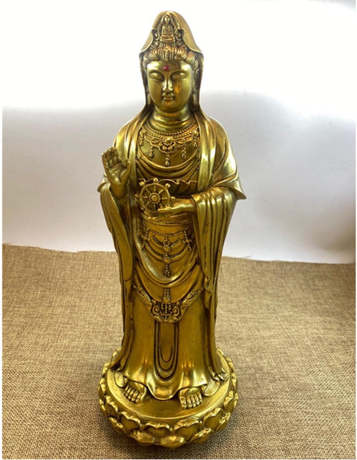 観音菩薩坐像 仏壇仏像 銅製 飾りつけ 南太平洋観音菩薩 観音様の仏像 厄除け 開運 金運引きあげる お引き立て華めく 手当て 縁起物 厄災除け 伝染病逃げ失せる 風水グッズ 室内装飾 開運祈とう 仏教備品 差し上げ物 お年老い 敬