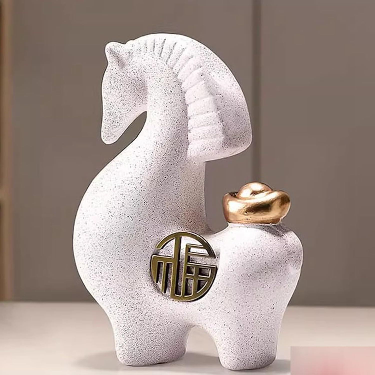 楽天市場】2026年干支【金馬開運置物】樹脂製 馬 風水 インテリア 高さ