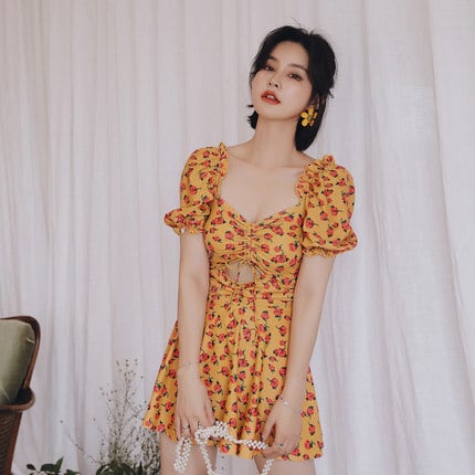海水着 二人組 取り合わせ取りまかなう海水着 愛くるしい 成年者好いたらしい 好いたらしいめ 色っぽい sexy 花柄 心地よい 自然的 晴れ晴れしい 晴れ晴れしい 大