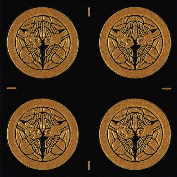 家紋 ステッカー 蒔絵シール 上杉謙信 竹に飛雀 Gd 24mm 金 4個付 剣道 Iphone 22新発 ケータイ 家紋シール 彩蒔絵 和柄 スマホ デコ シール