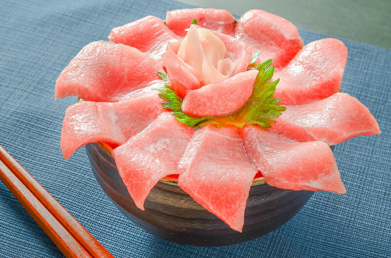 送料無料 本マグロ 1kg Rn とろける美味いしさで人気ダントツ1番は中トロ 中トロ 本まぐろ 正規品 63 以上節約 本まぐろ