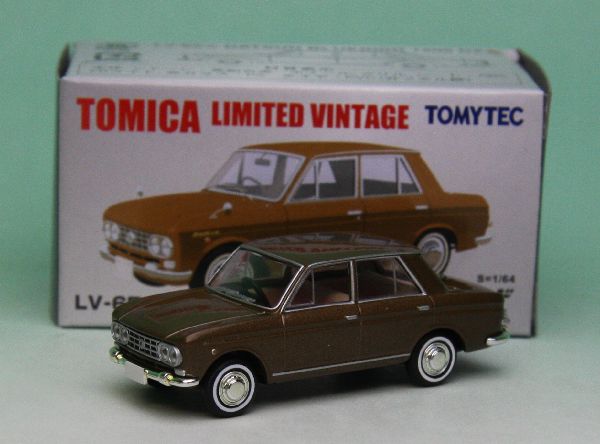 楽天市場】トミカリミテッドヴィンテージLV-15c ダットサン 1200
