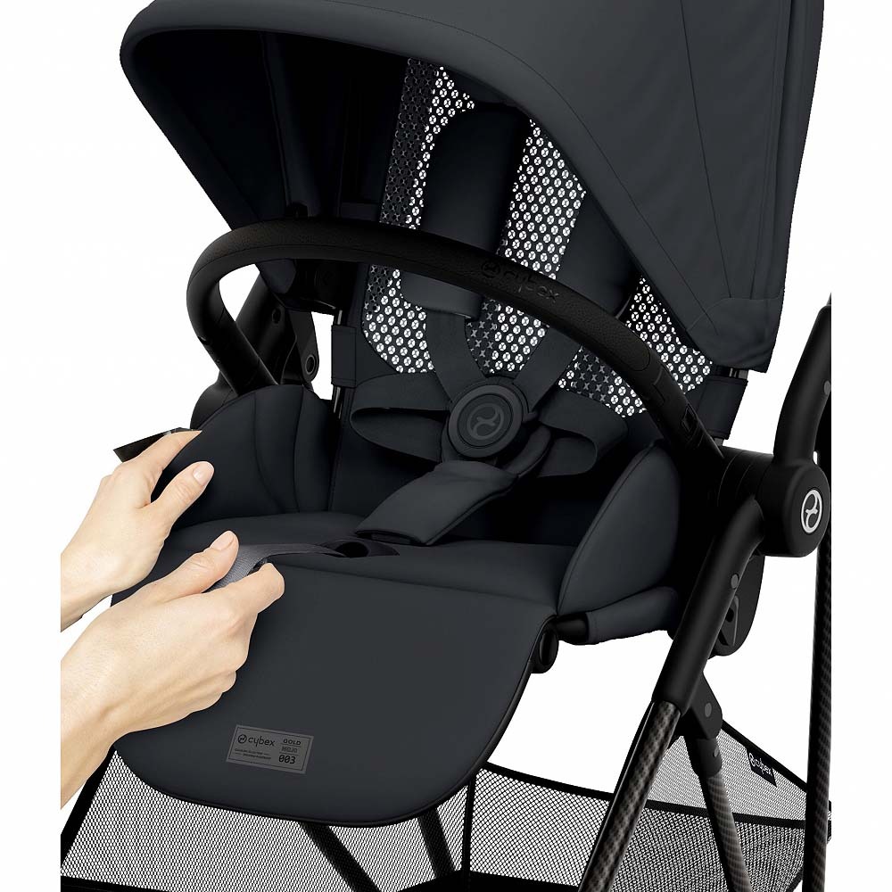 cybex メリオカーボン2023 ムーンブラック | labiela.com