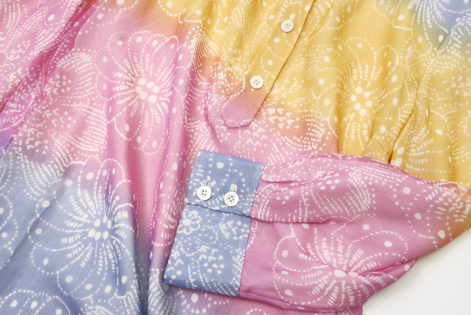 超大特価 美品 Christian Dior クリスチャン ディオール 総シルク 7分袖 シャツワンピース シフォンワンピース レディース サイズi40 イタリア製 ピンク イエロー ブルー系 パステルカラー 花柄 ブランド古着 中古 Gh2345 トレード店 人気満点