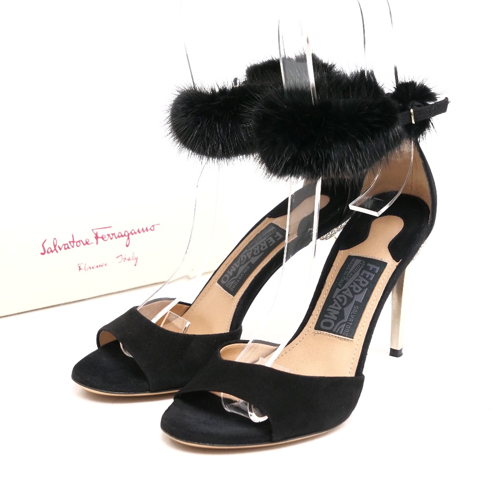美品 SalvatoreFerragamo ヴァラリボン ミュール サンダル 美品 Salvatore Ferragamo サルヴァトーレフェラガモ ヴァラ