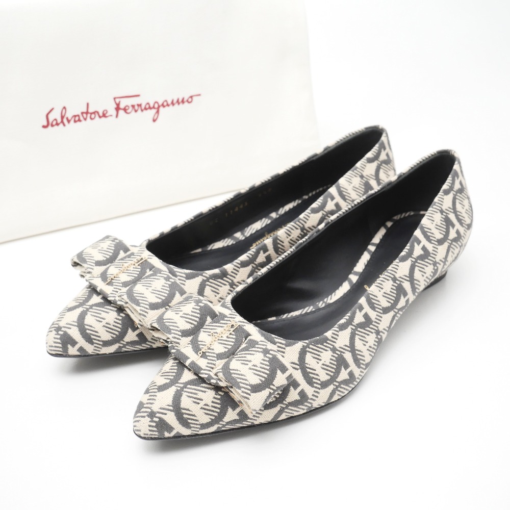 Salvatore Ferragamo サルヴァトーレフェラガモ VIVA ヴィヴァ パンプス サイズ6 1/2 ｄ ヴァラリボン フラットシューズ ガンチーニ 総柄 靴 ブランド古着【中古】20250627/RA5298