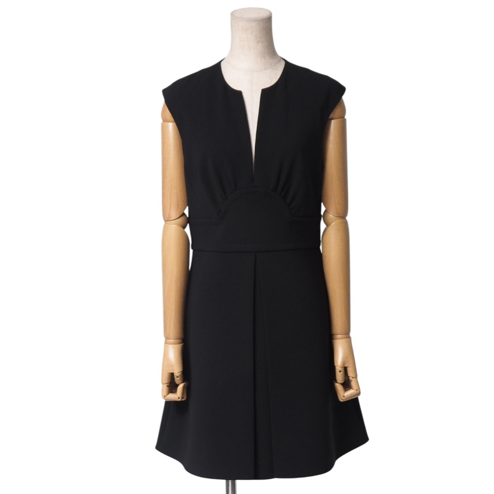 【美品】miu miu ミュウミュウ 黒 ミディドレス イタリア製 楽天市場】ミュウミュウ MIUMIU 23SS シルク ドット クレープ デ シン