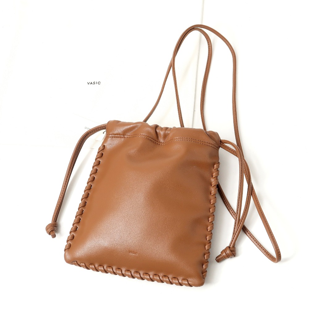 【美品】VASIC ウェルズミニミニショルダー 楽天市場】VASIC ヴァジック WELLS MINI MINI ウェルズ ミニミニ