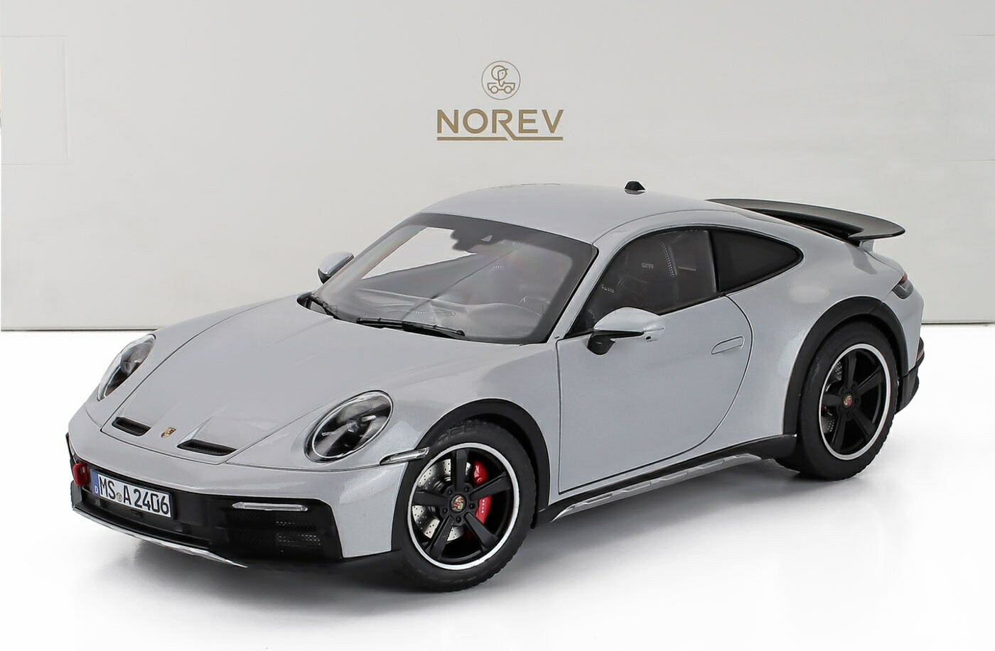 【予約】PORSCHE 911 992 ダカール クーペ 2023 グレー / Norev 1/18 ミニカー