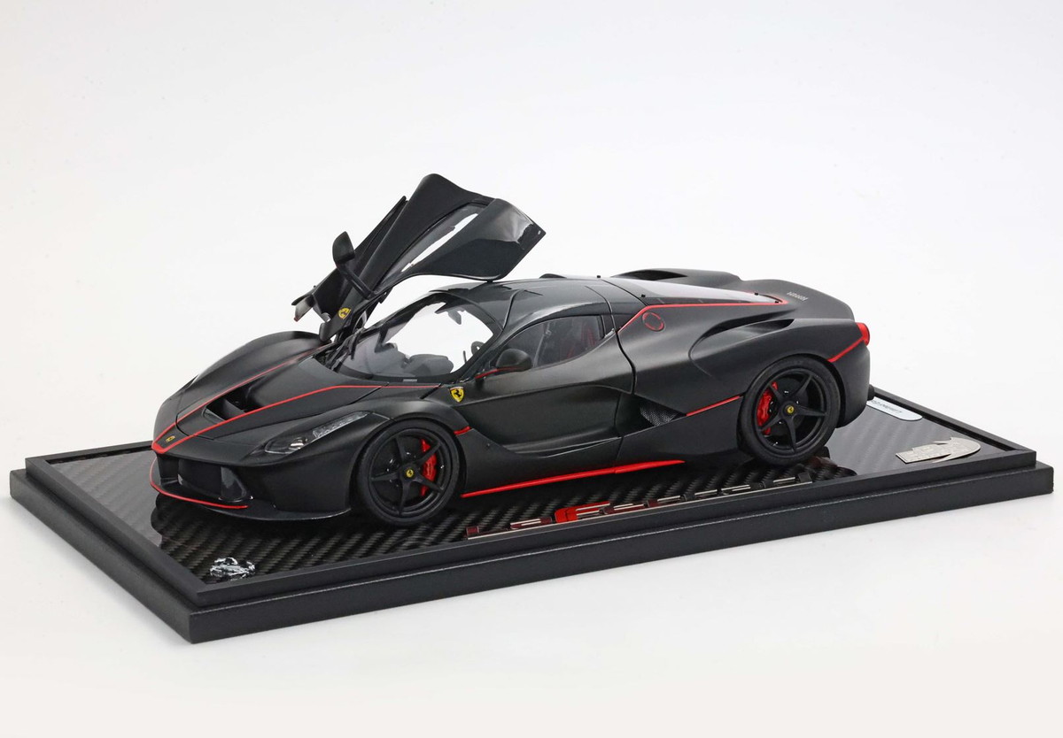 【取って置く】Ferrariフェラーリ LaFerrari Matt black red stripes Alonso real carbon base 押さえる200台 / BBR 1/18 ミニカー