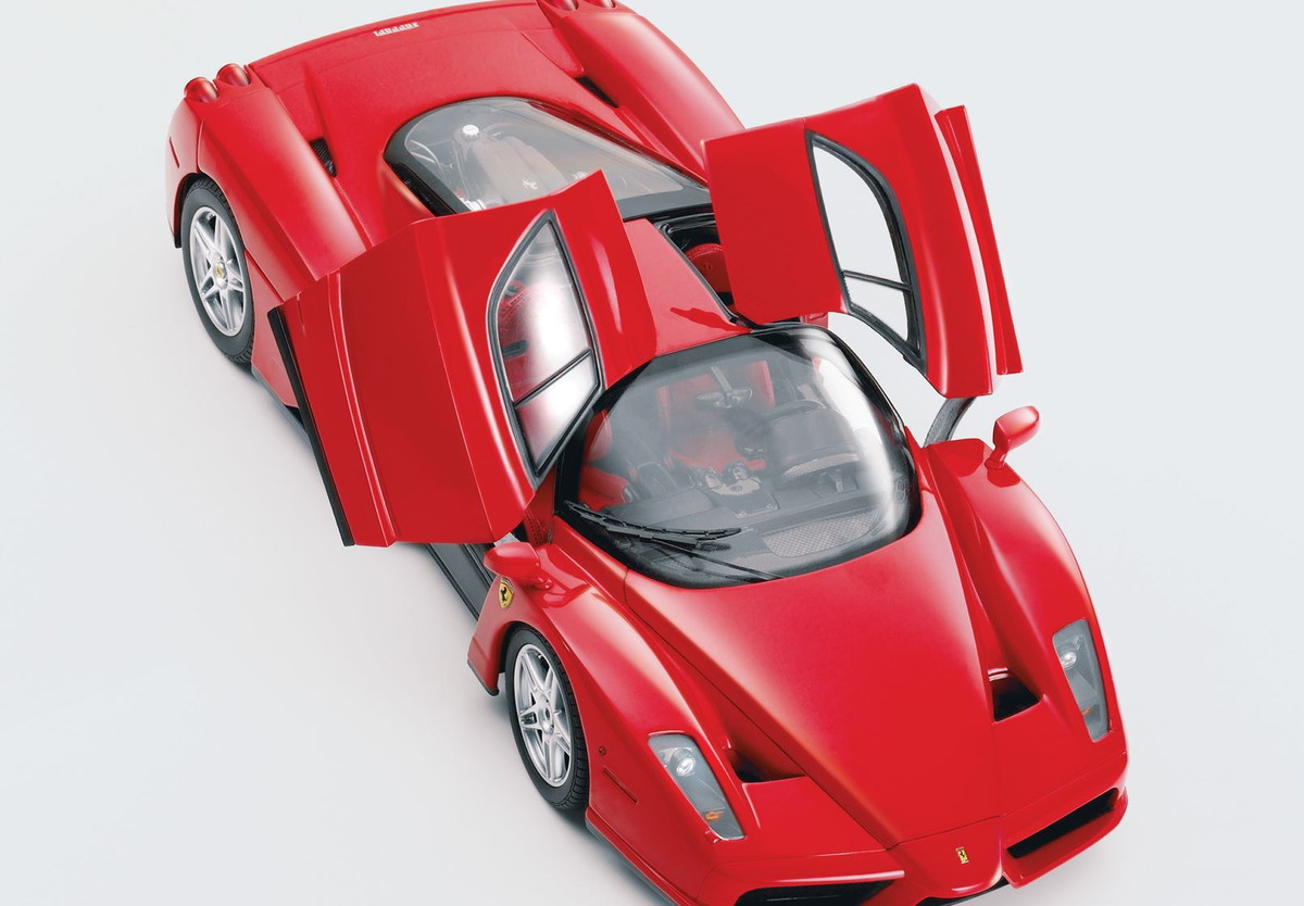 【取っておく】Ferrariフェラーリ Enzo open diecast Rosso Corsa Silver wheels polifoam pack / BBR 1/18 ミニカー