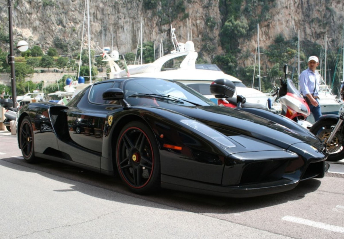 【取っておく】Ferrariフェラーリ Enzo open diecast Nero DS Black red wheels Luxury pack / BBR 1/18 ミニカー