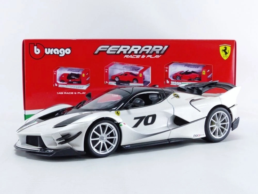 フェラーリ FXX-K エボルツィオーネ 2018 #70 ホワイト / Bburago 1/18 ミニカー｜ラストホビー