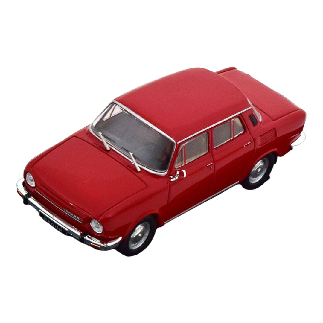 シュコダ 100L 1974 赤いこと / IXO 1/43 ミニカー