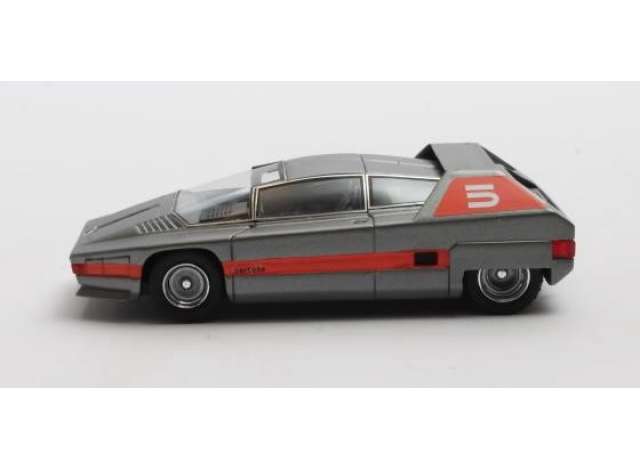 アルファロメオ ナバホ Alfa Romeo Navajo RC ラジコンカー アルファロメオ ナバホ Alfa Romeo Navajo RC - メルカリ