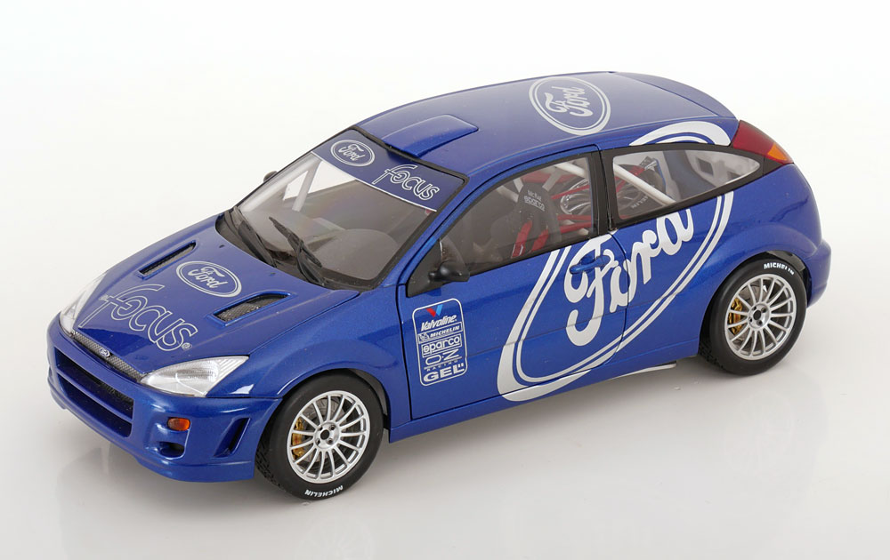 Ford Focus WRC プレゼンテーション 1999/ AUTOart 1/18 ミニカー|ラストホビー