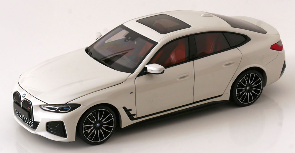 楽天市場】ミニカー 1/18 BMW 4シリーズ i4 M50 OTTO-MOBILE 1/18 BMW