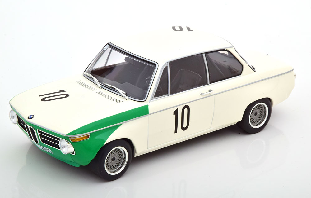 BMW 2002 tiK ニュルブルクリンク ツーリングカーGP勝ちとる Hahne Quester 1968 制限事項300個/ MINICHAMPS 1/18 ミニカー ミニカー・トイカー-乗り物のおもちゃ-おもちゃ