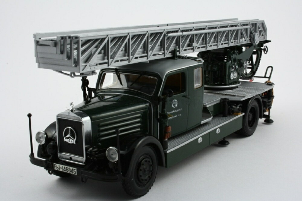 Mercedes-Benz LoD3750 DL26 掛けはしご消防自動車 Feuerschutzpolitzei Koln/ MINICHAMPS 1/43 ミニカー