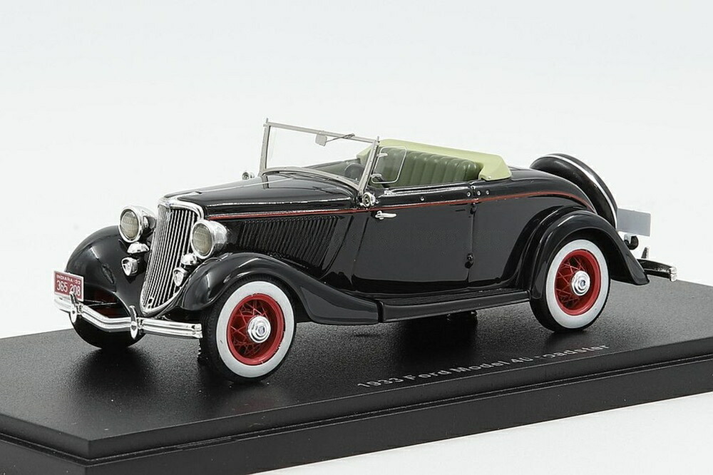 Ford V8 Model 40 読み込むはやりっ子 1933y トップダウン /黒いこと// ESVAL 1/43 ミニカー