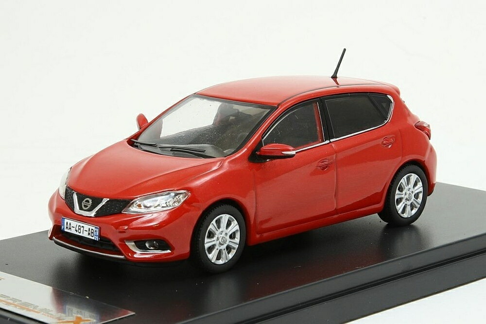 Nissan Pulsar 2015 レッド/ Premium ClassiXXs 1/43 ミニカー