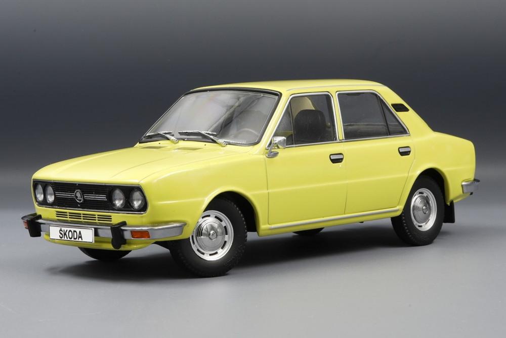 Skoda 120LS 1979 イエロー/ TRIPLE9 1/18 ミニカー