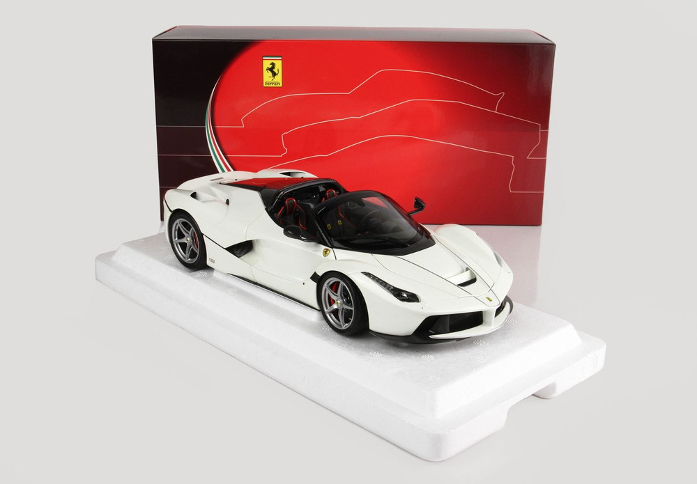 FERRARI LaFerrari Aperta/ BBR 1/18 模型