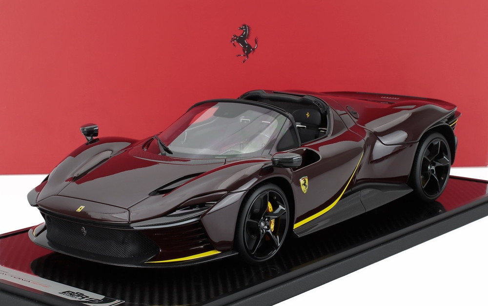 FERRARI DAYTONA SP3 セリエイコナ オープンルーフ 2022 ショーケース付き ロッソルビーノ レッドイエロー 20台限定/ BBR 1/12 ミニカー