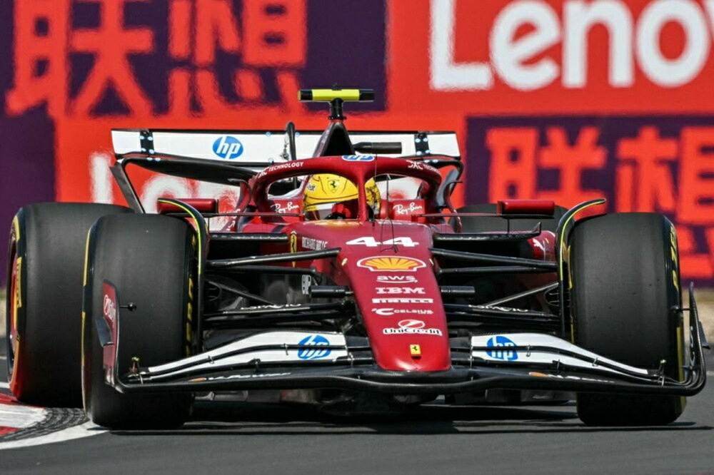 【取っておく】2026年発売予定を組むFERRARI F1 空想科学小説 25 野球クラブ Scuderia Ferrari HP N 44 中国GP 疾駆スピード競技 2025 勝ちえる車 ルイス・ハミルトン 陳列棚付 レッドブラックホワイト / LOOKSMART 1/12 ミニカー