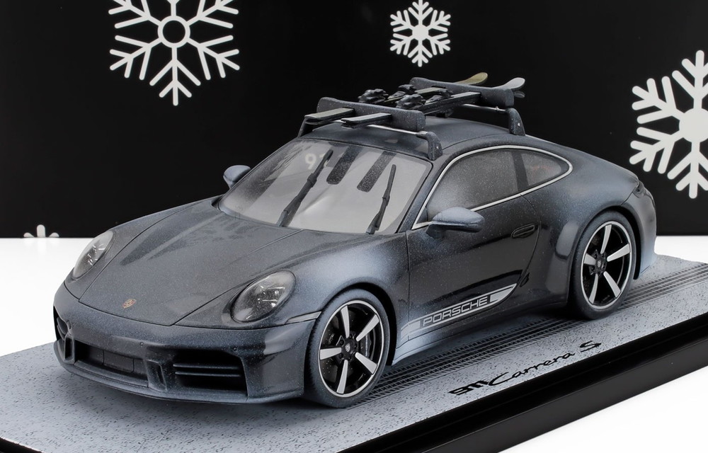 PORSCHE 911 9922 カレラ S クリスマスエディション 2025 スキー＆スノーエフェクト ブラック/ Spark 1/18 500台限定ミニカー
