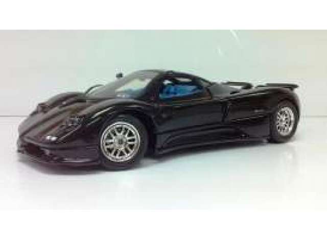 楽天市場】Almost Real 1/18 パガーニ ゾンダ F 2005 レッドメタリック