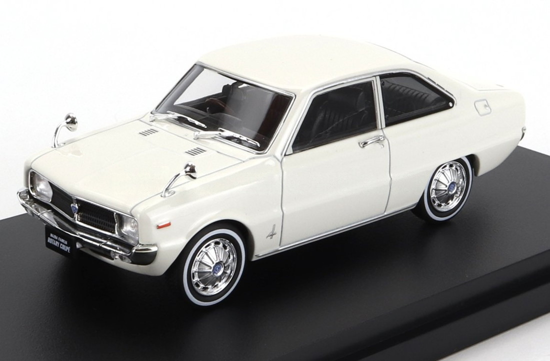 Mazdaマツダ Familiaファミリア Rotary円形交差点 Coupeクーペ (M10A) 1968 白いこと / EDICOLA 1/43 ミニカー