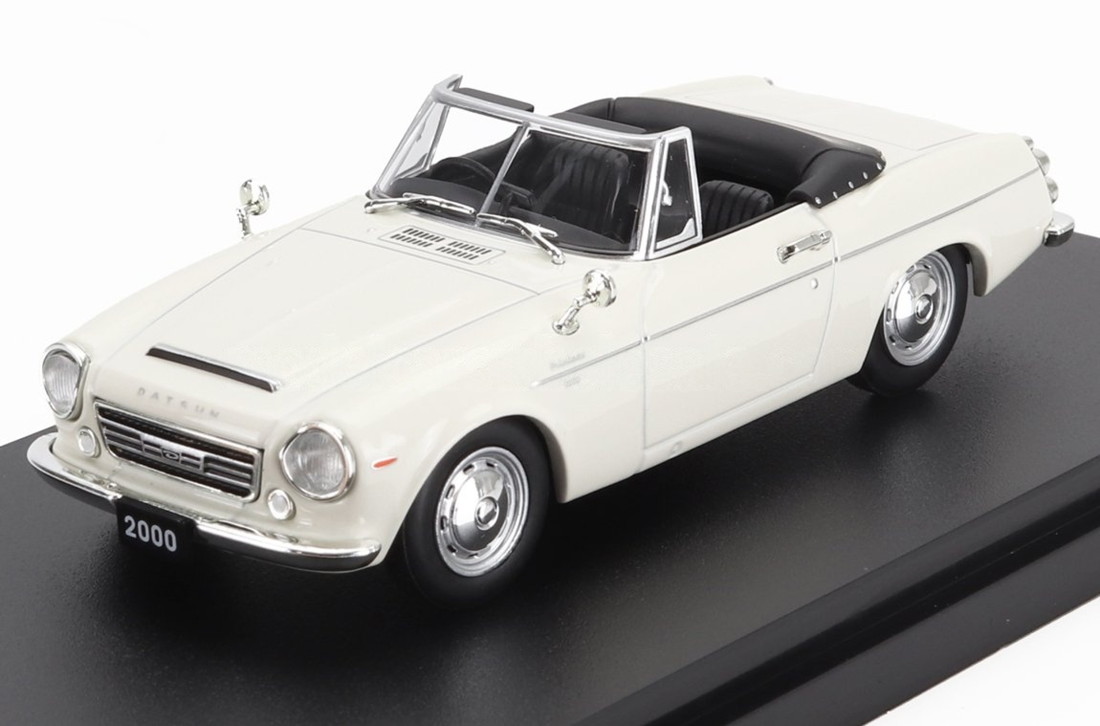 Datsunダットサン Fairlady公明正大小母さん 2000 (SE311) Cabrioletカブリオレ Open開けはなし 1967 白いこと / EDICOLA 1/43 ミニカー