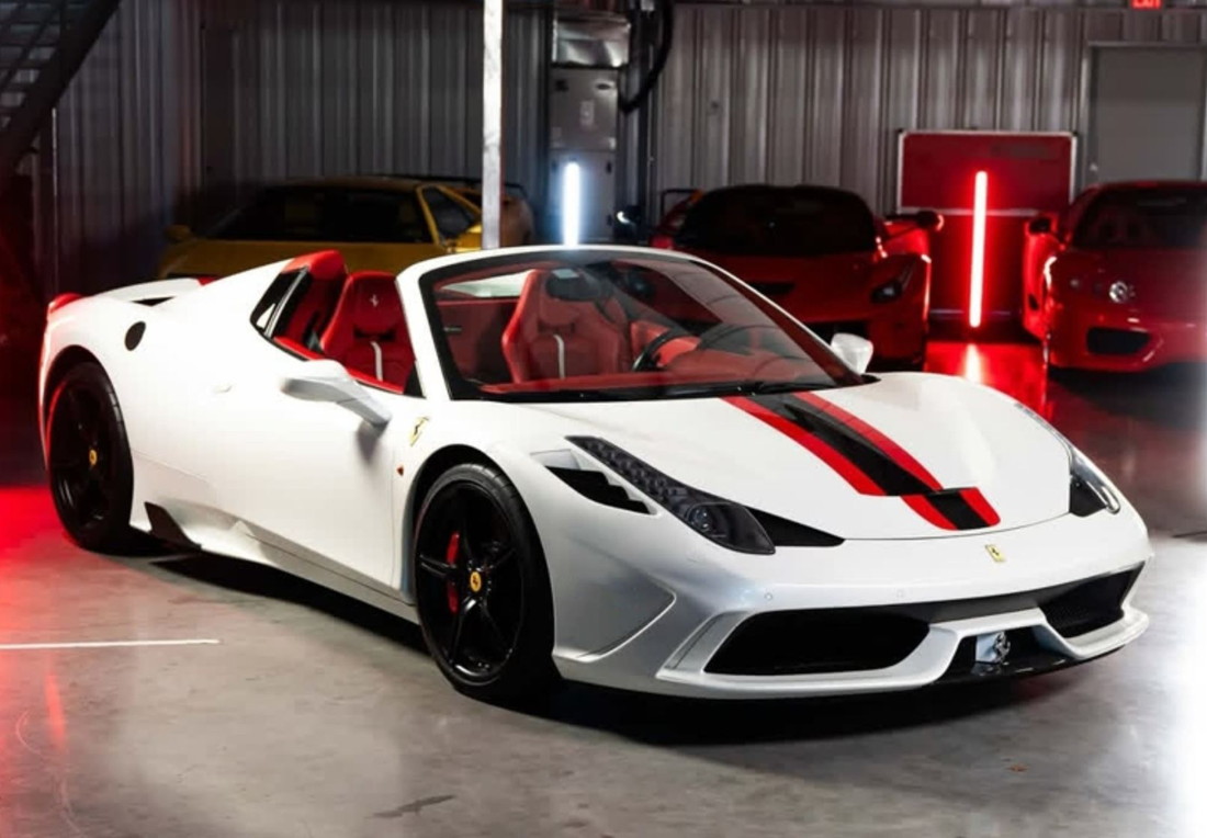 【予約】Ferrariフェラーリ 458 Speciale A spider Bianco Italia black and red stripe / BBR 1/43 ミニカー