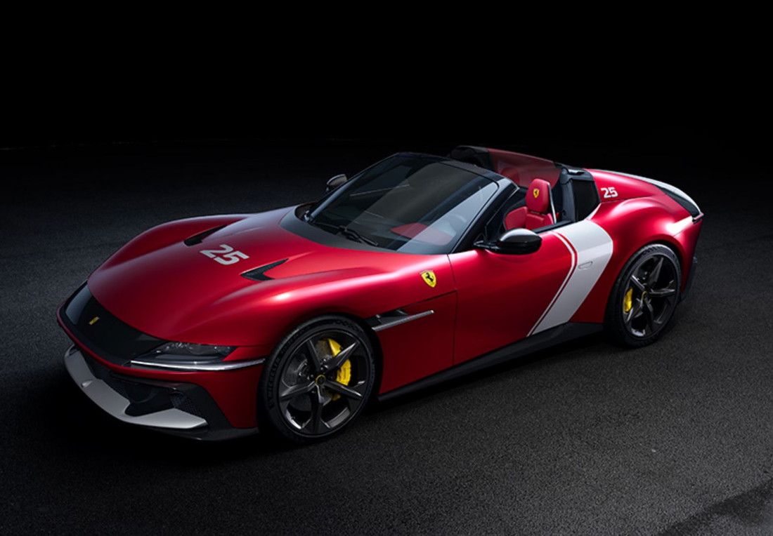 【予約】Ferrariフェラーリ 12Cilindri Spider Rosso Racing 2025 gloss / BBR 1/43 ミニカー